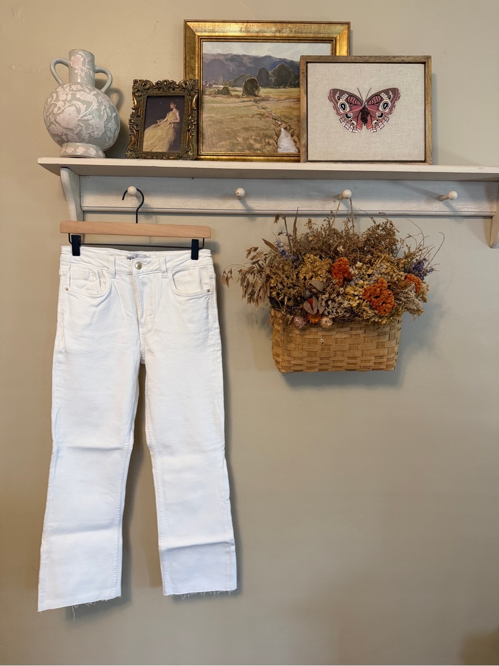 Zara White Straight-Leg Jeans - Women's